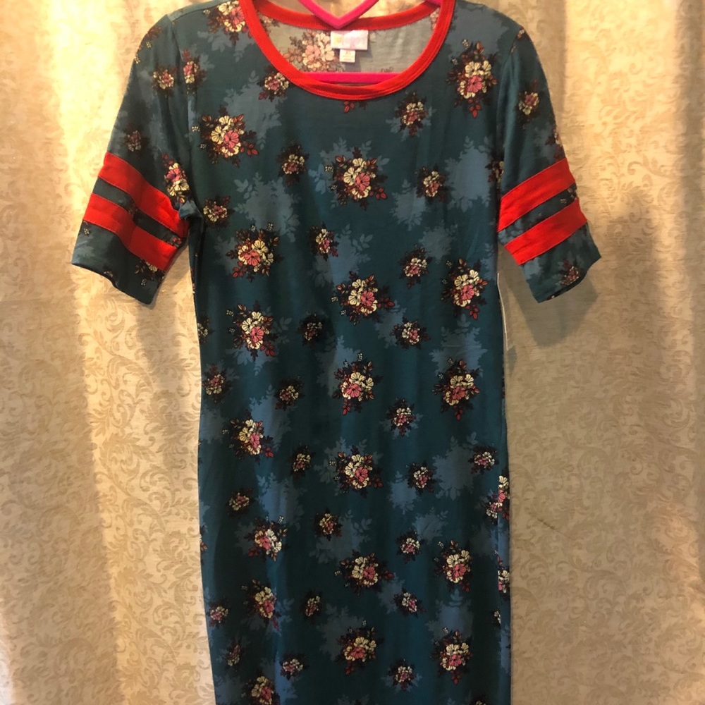 Lularoe julia xs